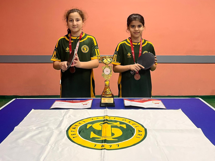 kucuk_masa_tenisi_takimi_levent