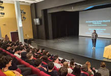 “Bir Fikir Dünyayı Değiştirebilir!”: Terakkililer Mezunumuz Zülal Tannur ile Buluştu