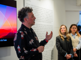 Terakki Vakfı Sanat Galerisi’nde Selçuk Artut’un “Otonomi: Akışkan Geometri” Sergisi Ziyarete Açıldı