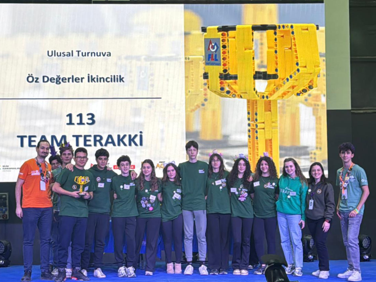 Robotik Takımımız “Team Terakki” FLL Ulusal Turnuvası’nı İkincilikle Tamamladı