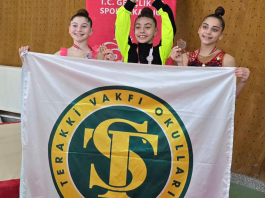 Küçük Kız Ritmik Jimnastik Takımımız İstanbul Dördüncüsü Oldu