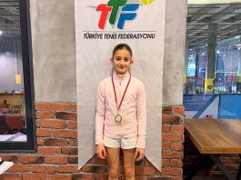 Öğrencimiz “12 Yaş Tenis Turnuvası”nda Birinci Oldu