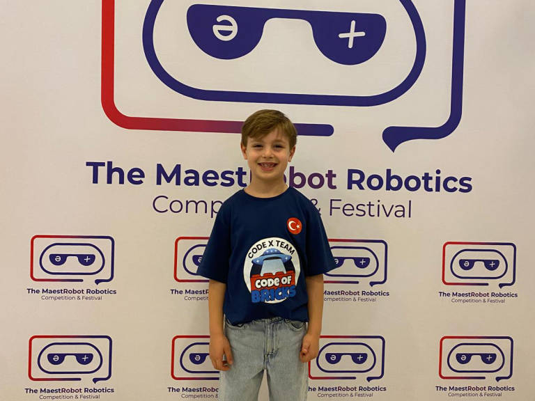 MaestRobot 2026 Yarışması: Öğrencimiz Yazılım ve Kodlama Şampiyonu Oldu