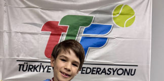 Öğrencimiz “8 Yaş Tenis Turnuvası”nda Birinci Oldu