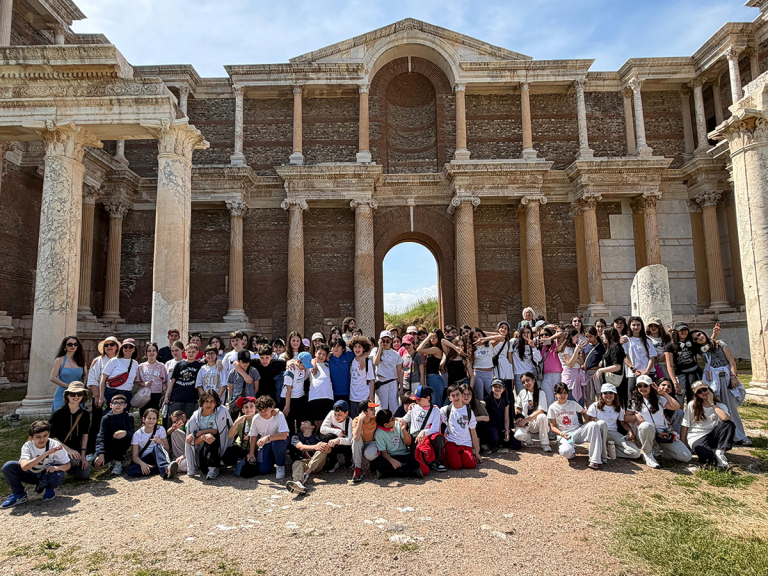Öğrencilerimiz Mitolojinin İzinde Batı Anadolu Gezisindeyd