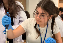 11IB Öğrencilerimiz “Koç Lisesi Biyoteknoloji Çalıştayı”na Katıldı