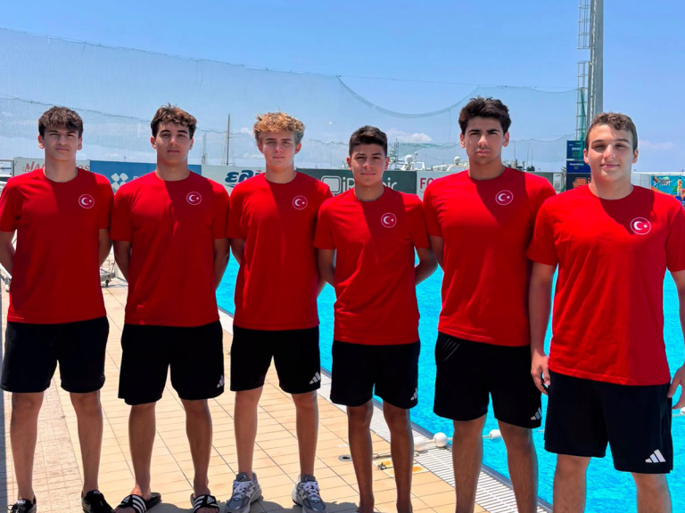 Öğrencimizin “U16 Erkek Sutopu Balkan Şampiyonası” Başarısı