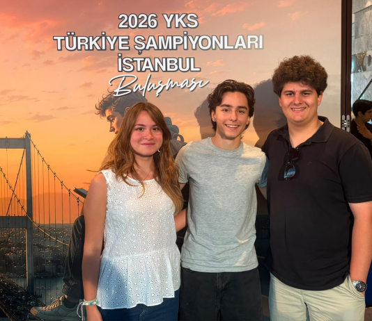 YKS’de İlk Bine Giren Terakkililer Ödüllerini Aldı