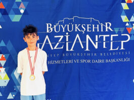 Öğrencimiz “12 Yaş Tenis Turnuvası”nda Birinci Oldu