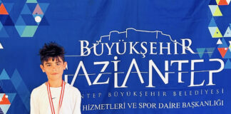 Öğrencimiz “12 Yaş Tenis Turnuvası”nda Birinci Oldu